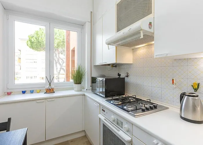 Vatican Luxury Flat 3 With Kitchen Rzym
